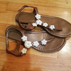 Girls sandals